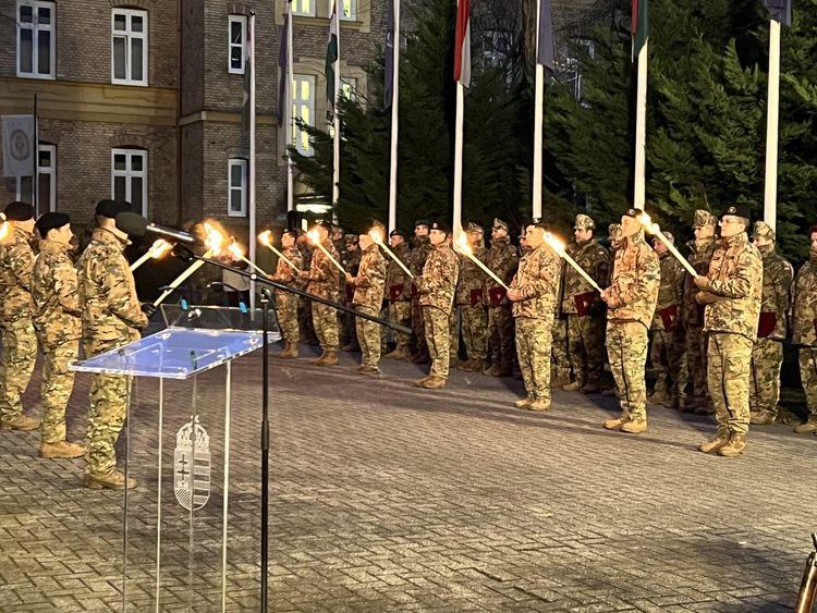 MH THP Megemlékező-Díszparancs átadó rendezvény Zrinyi HM kadétok