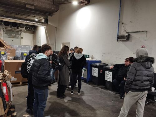 Látogatás a MOM Park hulladéktömörítőnél